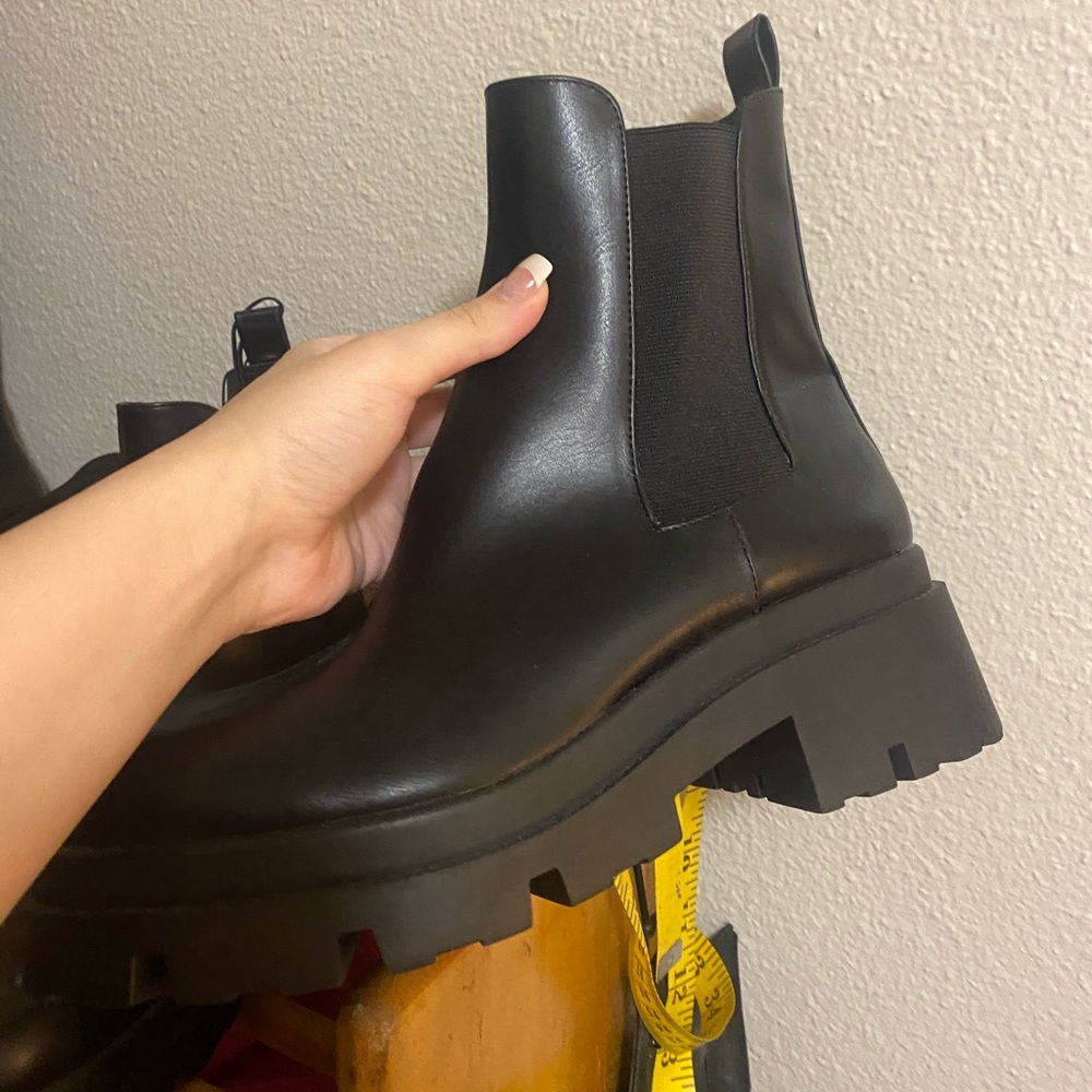 ZARA leather lug boots size 41